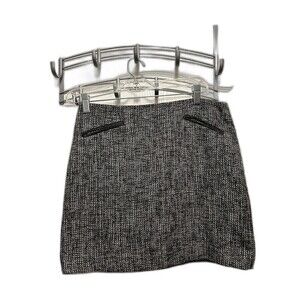 Banana Republic Tweed Mini Skirt Women’s Size 4 Black White Woven Texture Zipper